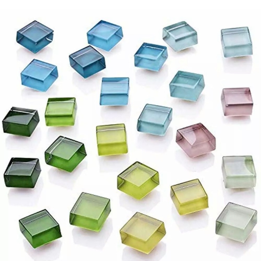 NEw In Box Maymazn Glass Magnets